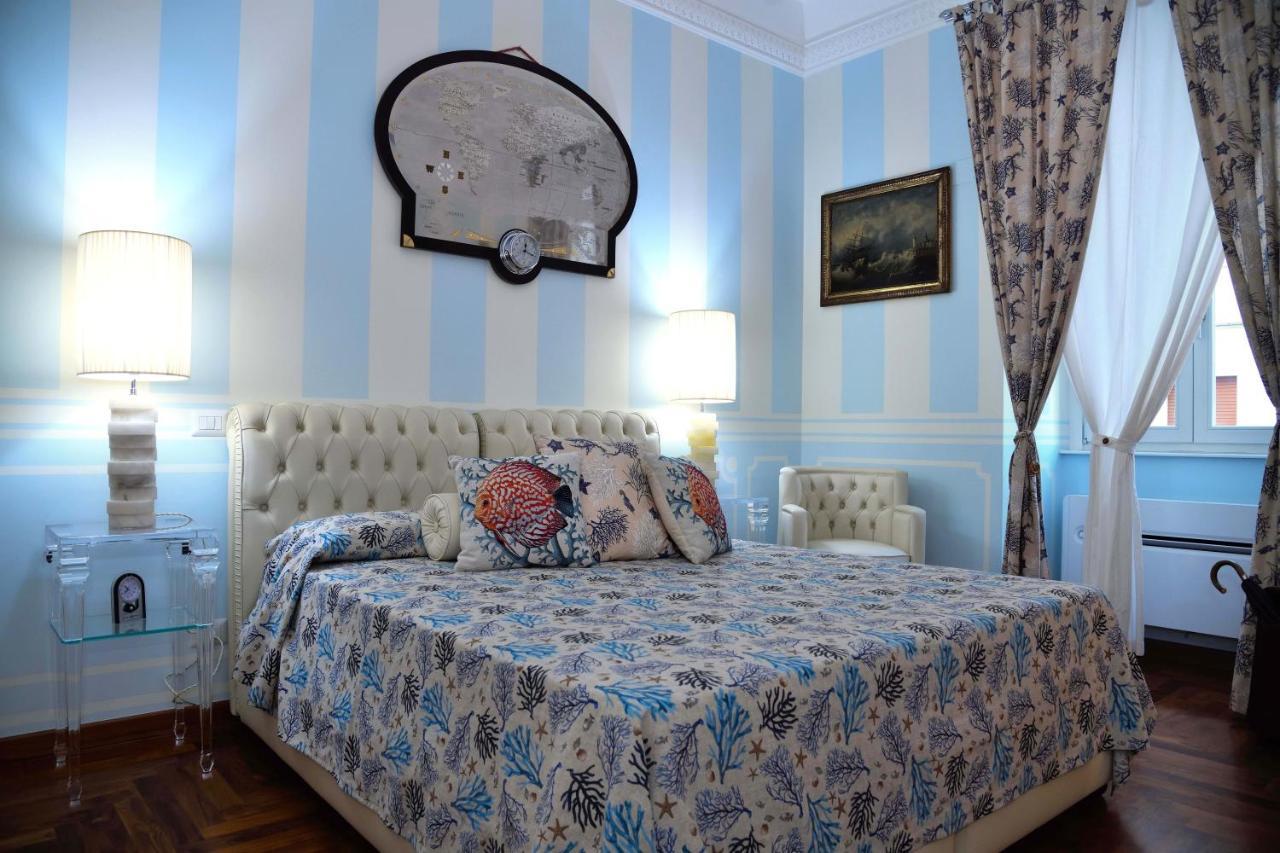 Regal House Anzio 2 Hotel Bagian luar foto