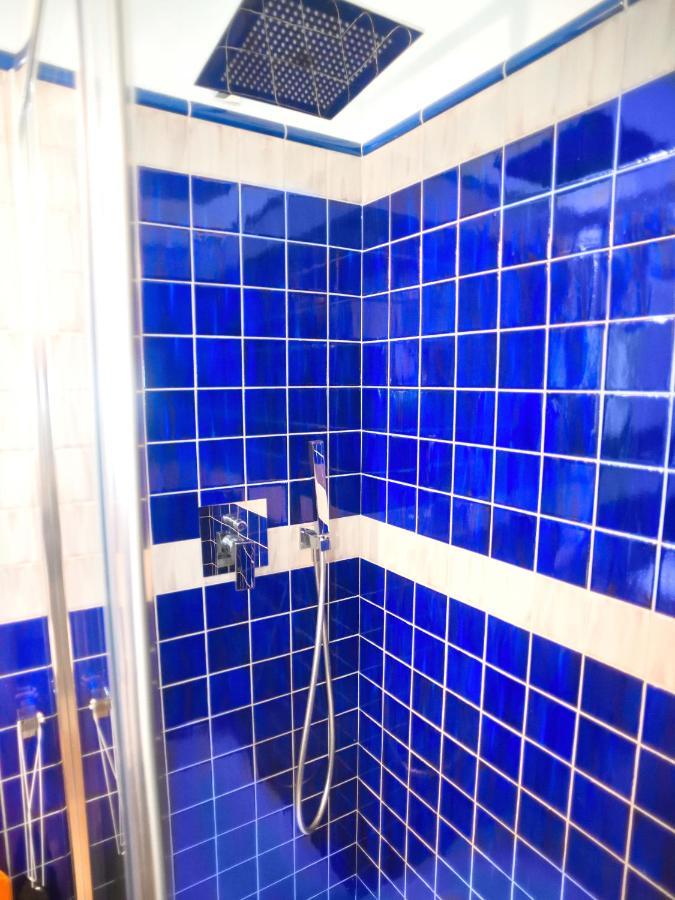 Regal House Anzio 2 Hotel Bagian luar foto